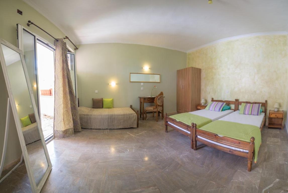 Efi Apartments Agios Gordios  Exteriör bild