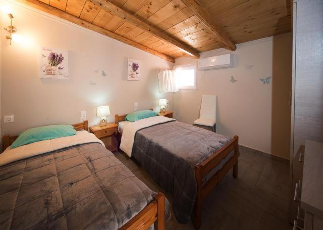 Efi Apartments Agios Gordios  Exteriör bild