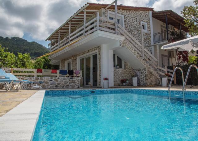 Efi Apartments Agios Gordios  Exteriör bild