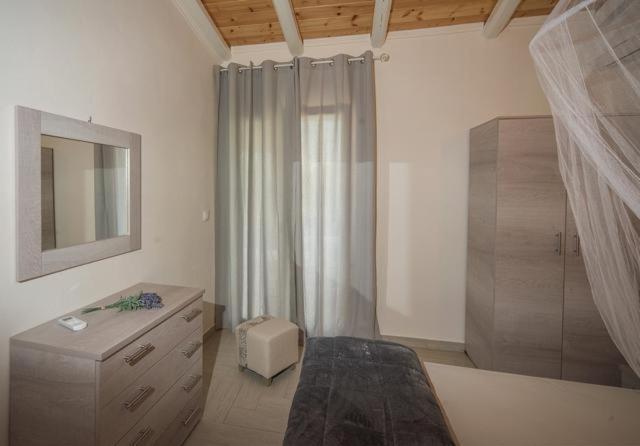 Efi Apartments Agios Gordios  Exteriör bild