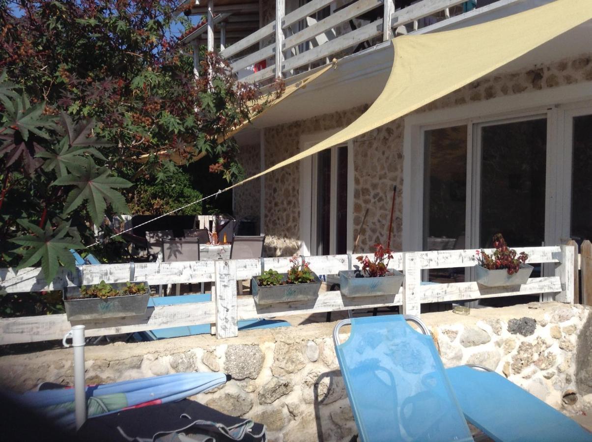Efi Apartments Agios Gordios  Exteriör bild